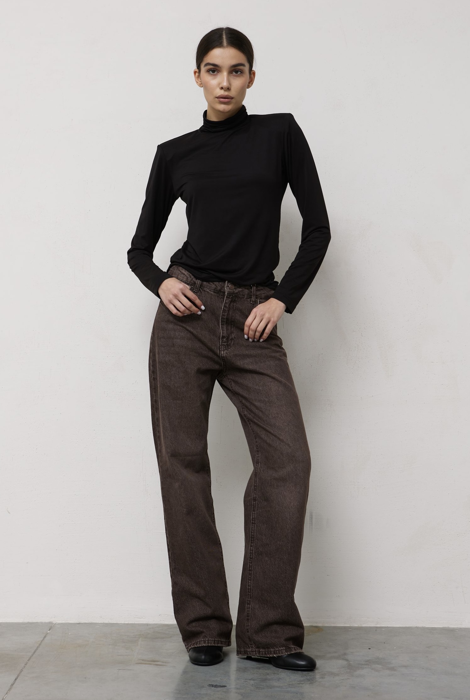 Джинсы STRAIGHT FIT