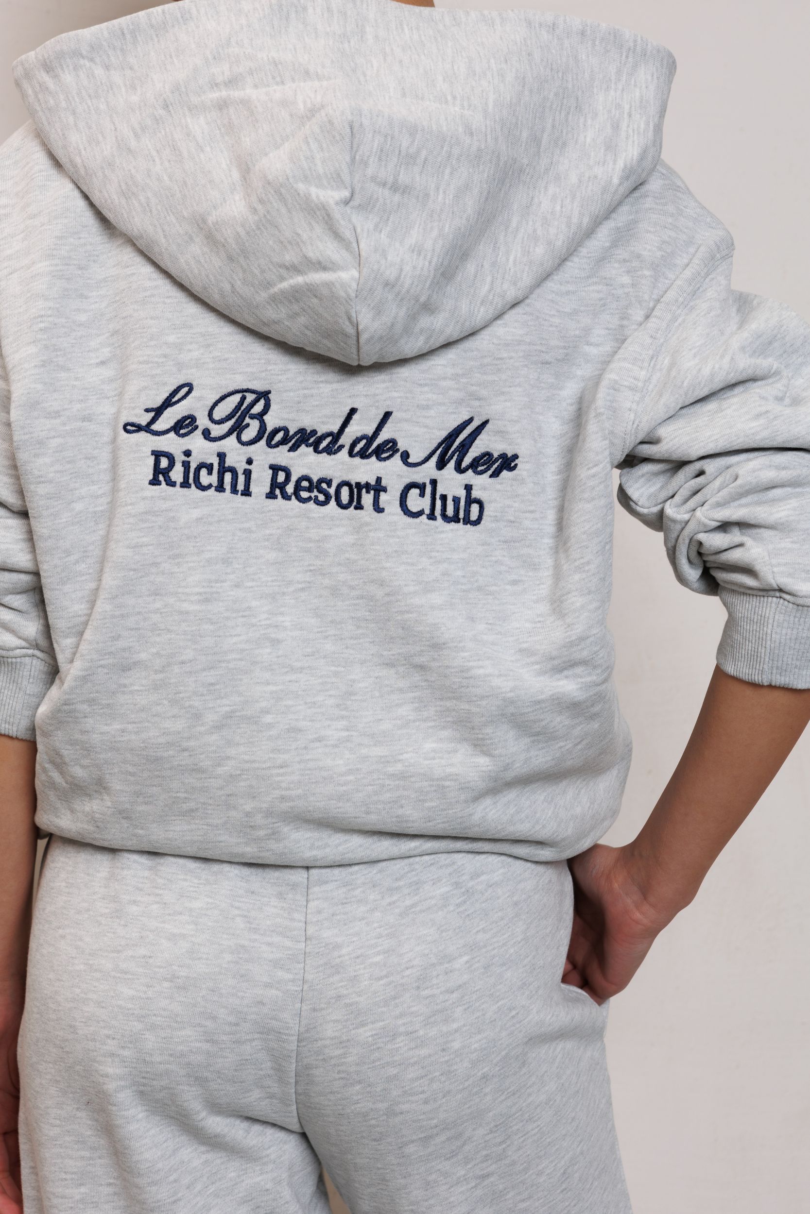 Худи LE BORD вышивка спина т. син